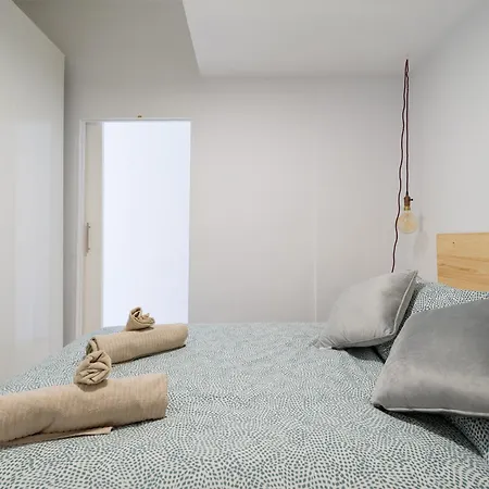 Апартаменты Cozy Nearby Flat Canteras